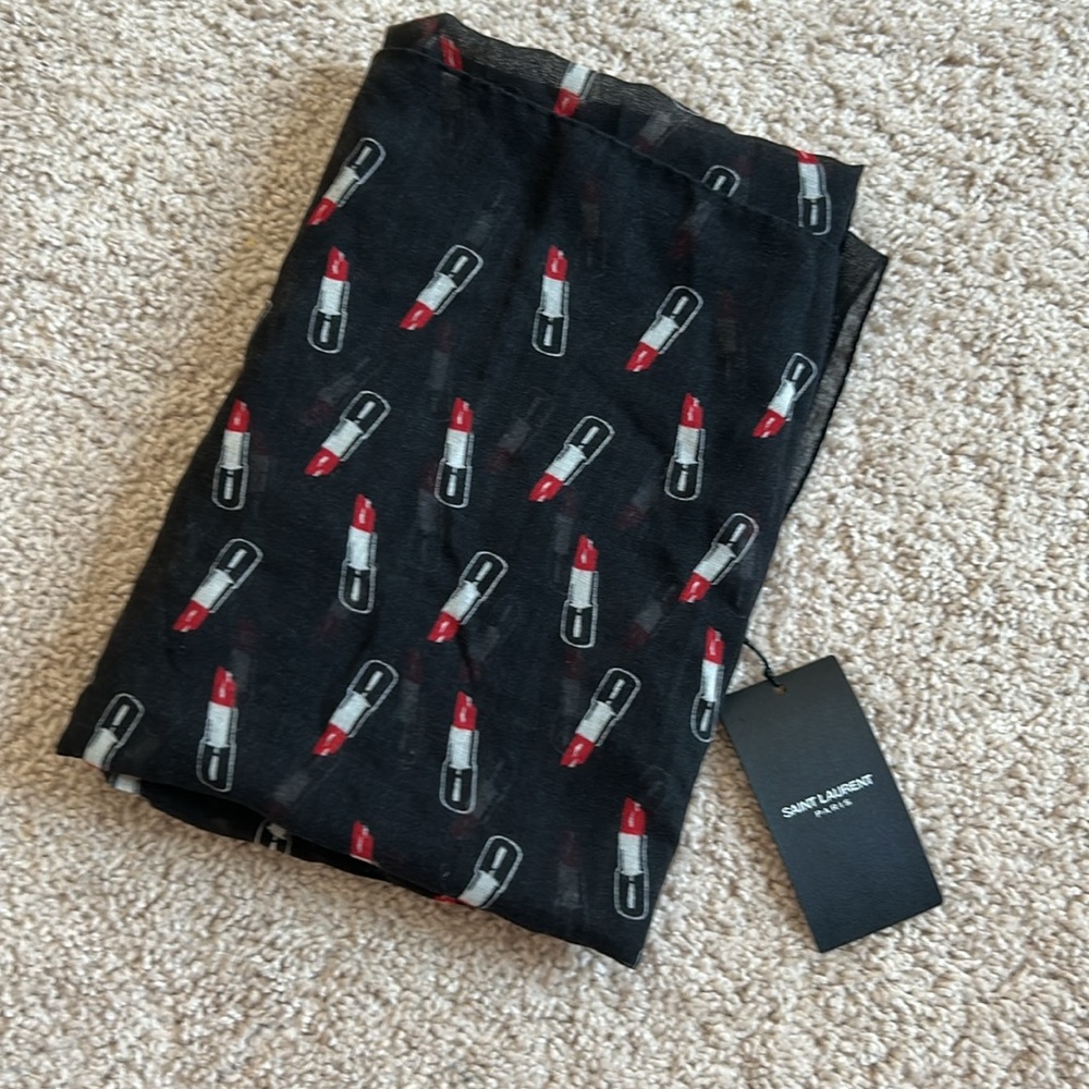 YSL 100% wool scarf. (YSL lip gift)